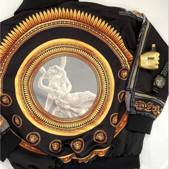 Kith x Versace - Picture 2 of 8